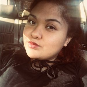 Meet your Posher, Jasmin